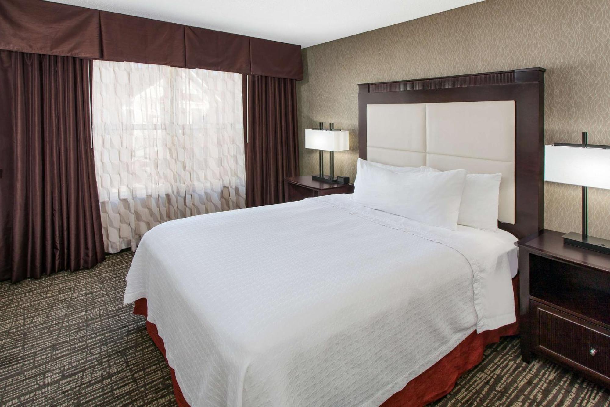 Homewood Suites By Hilton Indianapolis At The Crossing Exterior foto