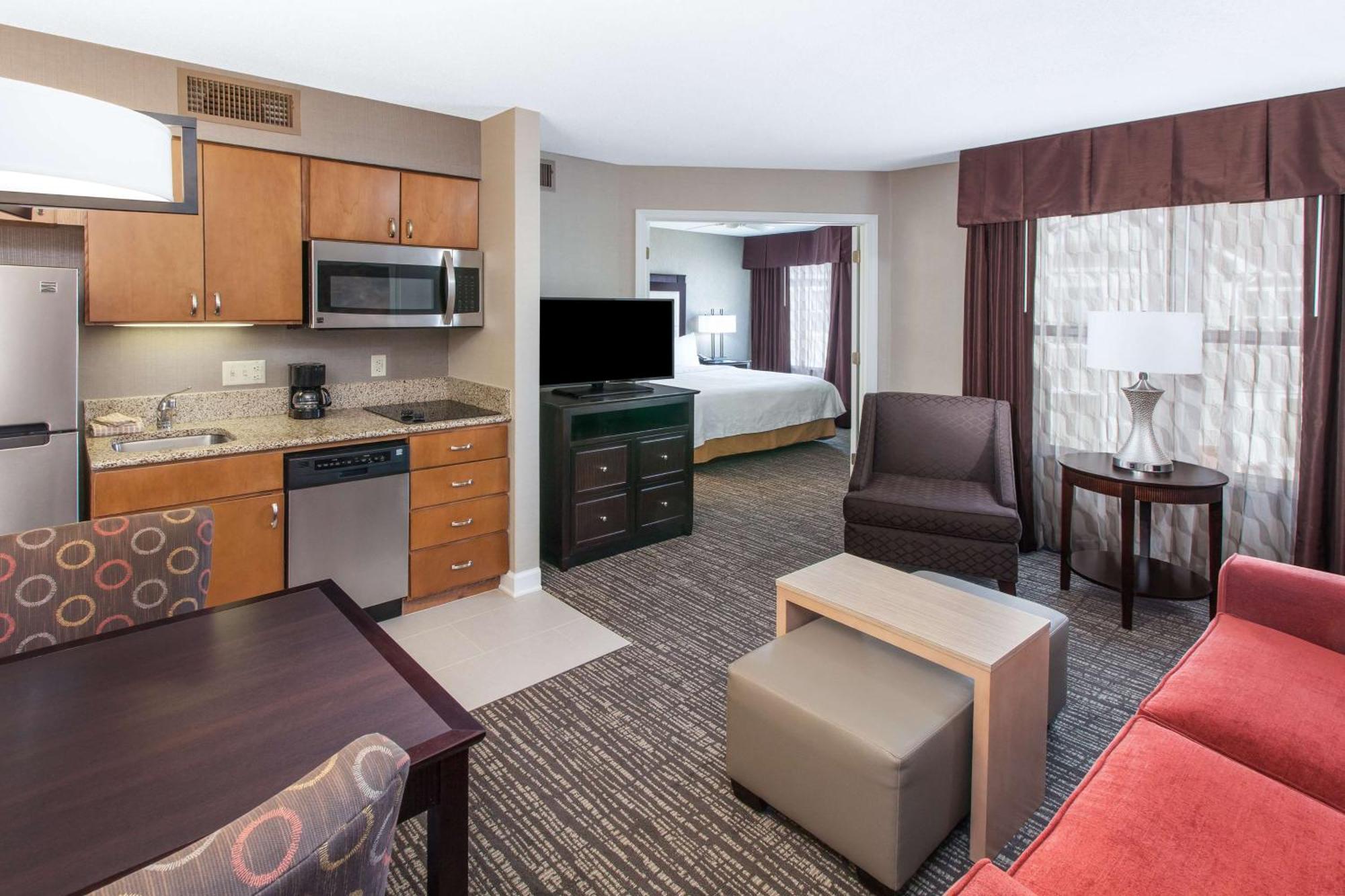Homewood Suites By Hilton Indianapolis At The Crossing Exterior foto