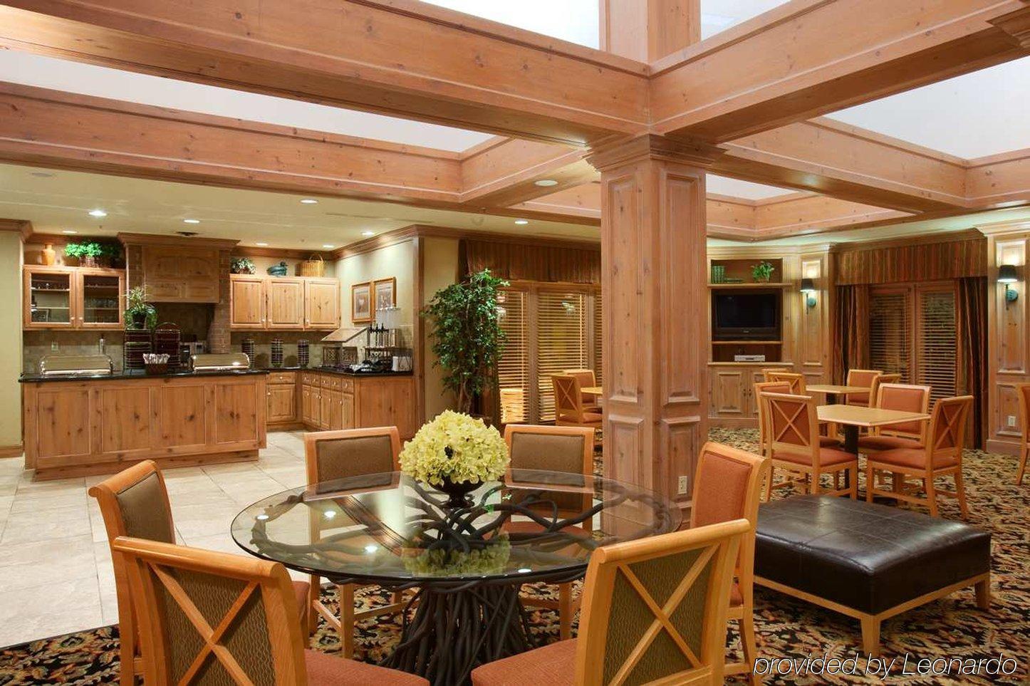 Homewood Suites By Hilton Indianapolis At The Crossing Restaurant foto